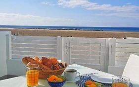 Luxury Apartment On The Beach
